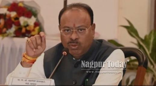 नागपुरात घरांची रजिस्ट्री प्रक्रिया थांबलेली नाही     ना. श्री. नितीन गडकरी व ना. श्री. चंद्रशेखर बावनकुळे यांनी केले स्पष्ट