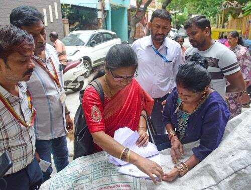 ‘Why should we run around to have our names in voters’ list?’