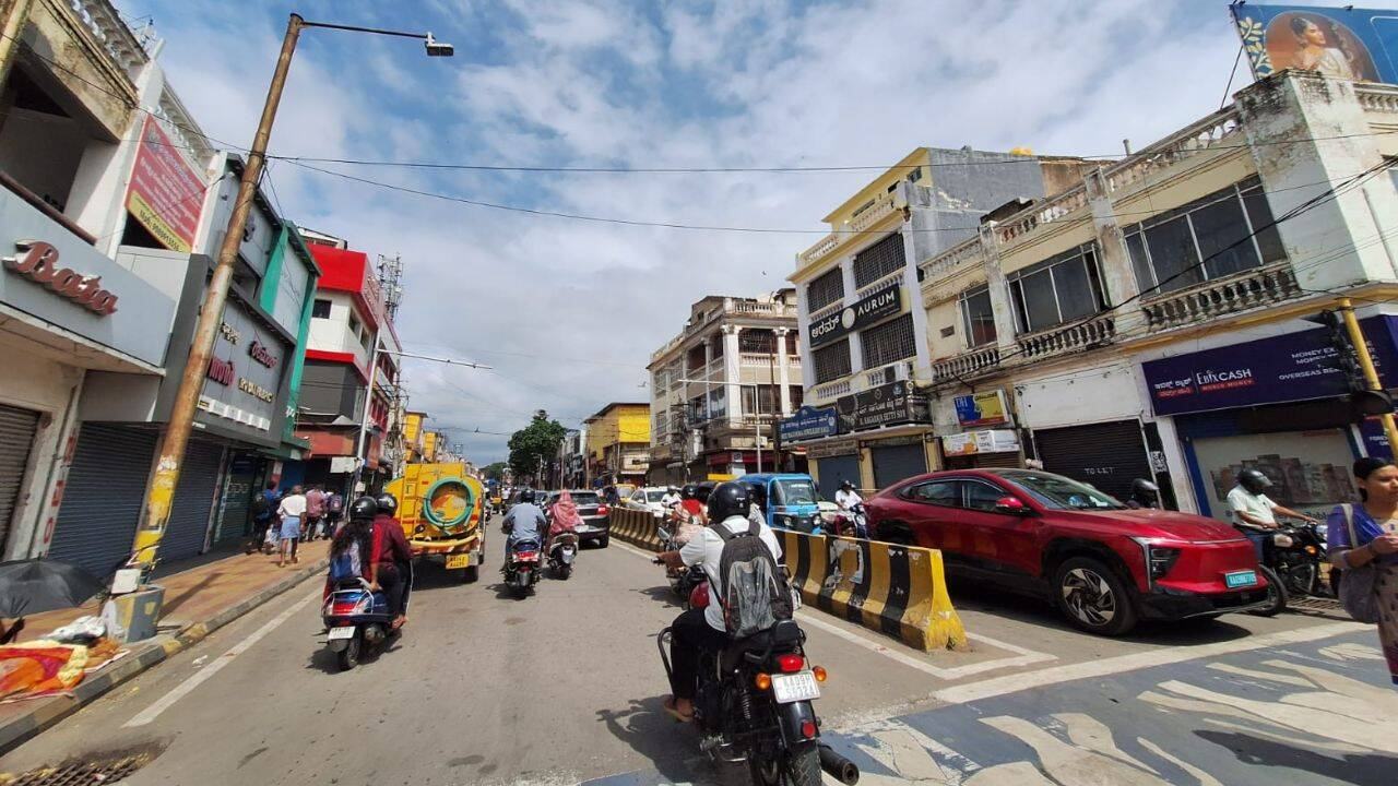 Karnataka bandh: Bengaluru sees low response as schools, shops function normally, partial shutdown in Ramanagara