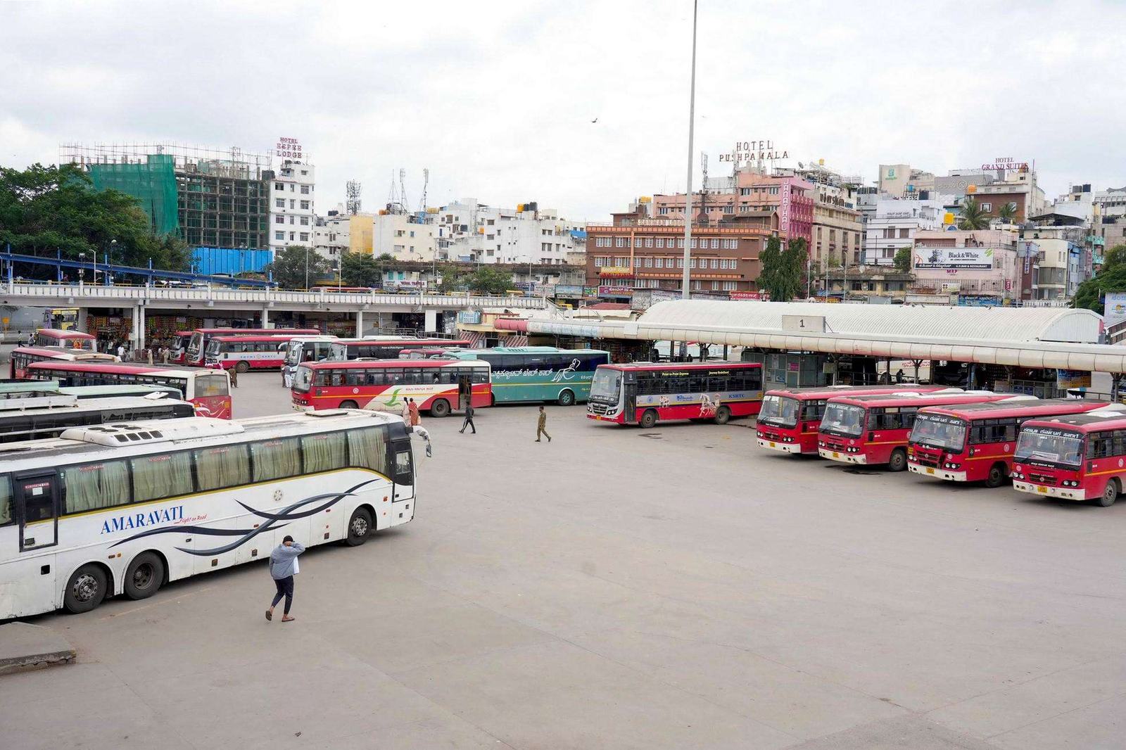 Cauvery bandh: Lukewarm impact on Bengaluru as buses, Metro, shops operate normally