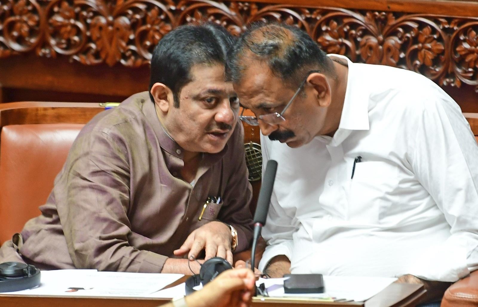 Zameer adds to discontent in Shivakumar’s cabinet